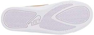 Nike Women’s Gymnastics Shoe – Metallic Regular – Size 7.5
