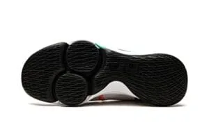 Nike LeBron Witness 5 Basketball Shoes for Men in Black/Clear – Size 11