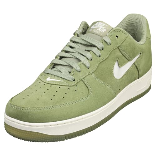 Nike Air Force 1'07 Men's Retro Sneakers - Size 7.5